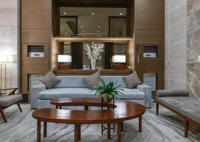 Pet-friendly With Balcony - Near Naia Airport, Picc, Moa & Bay - Free Pool, Sauna, Fast Wifi Manila
