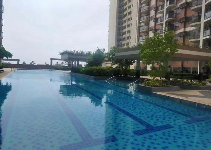 Pet-friendly With Balcony - Near Naia Airport, Picc, Moa & Bay - Free Pool, Sauna, Fast Wifi Apartment Manila