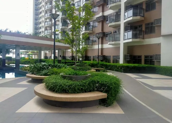 Pet-friendly With Balcony - Near Naia Airport, Picc, Moa & Bay - Free Pool, Sauna, Fast Wifi *