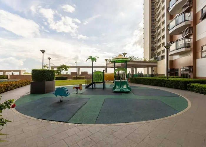 Apartment Pet-friendly With Balcony - Near Naia Airport, Picc, Moa & Bay - Free Pool, Sauna, Fast Wifi