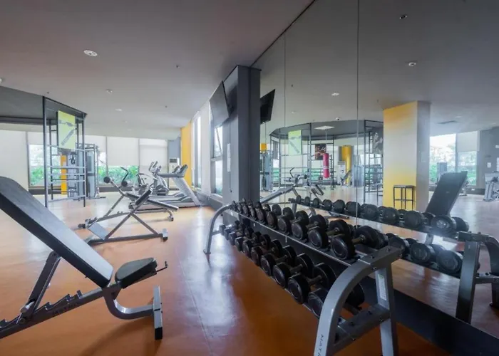 Pet-friendly With Balcony - Near Naia Airport, Picc, Moa & Bay - Free Pool, Sauna, Fast Wifi Apartment *