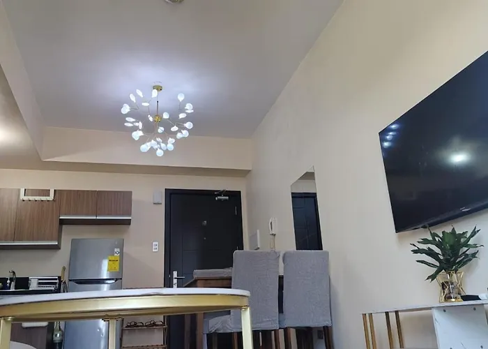 Pet-friendly With Balcony - Near Naia Airport, Picc, Moa & Bay - Free Pool, Sauna, Fast Wifi