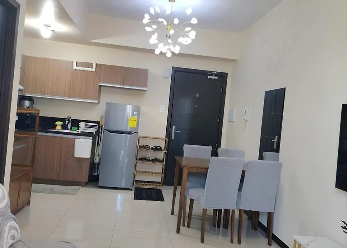 Pet-friendly With Balcony - Near Naia Airport, Picc, Moa & Bay - Free Pool, Sauna, Fast Wifi * Manila